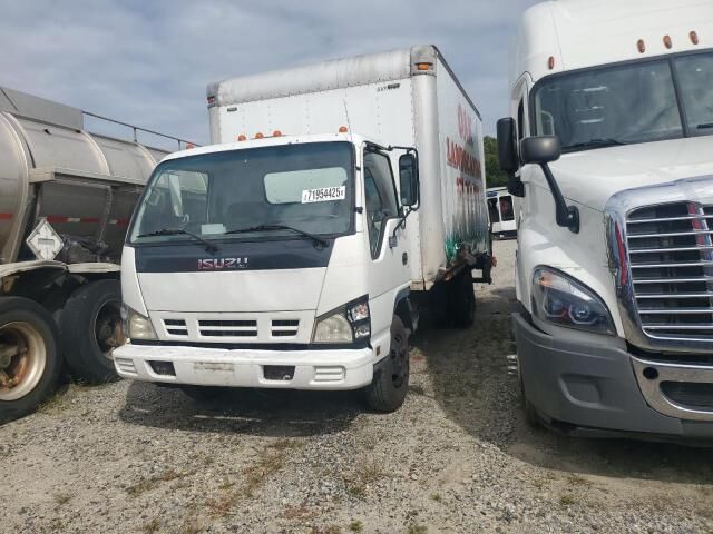 Isuzu NPR
