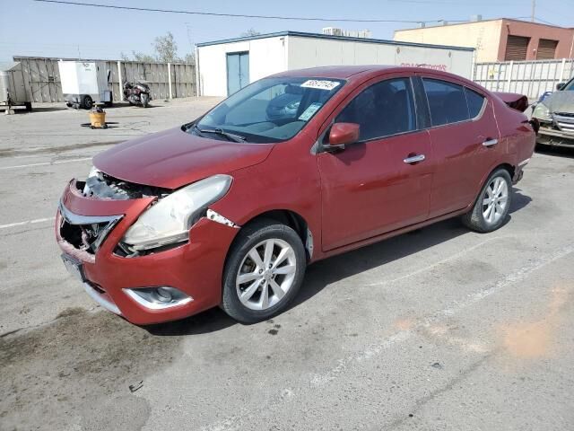 Nissan Versa