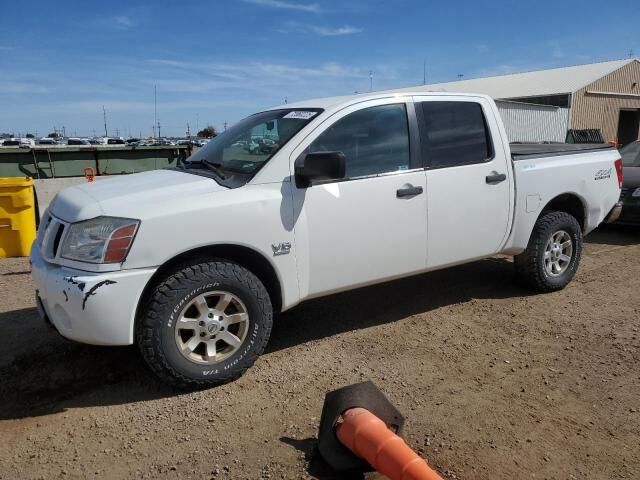 Nissan Titan