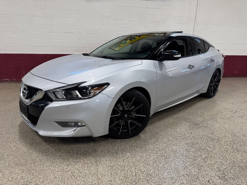 Nissan Maxima