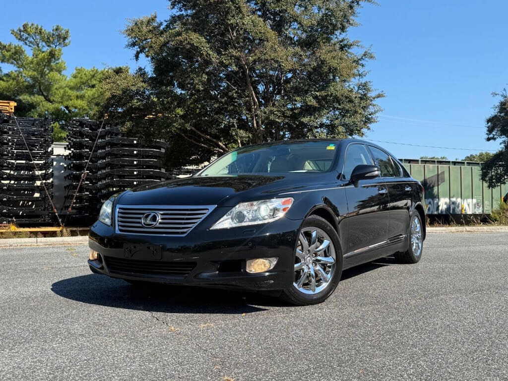 Lexus LS