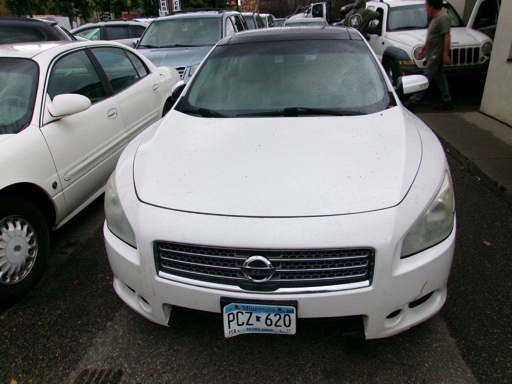 Nissan Maxima