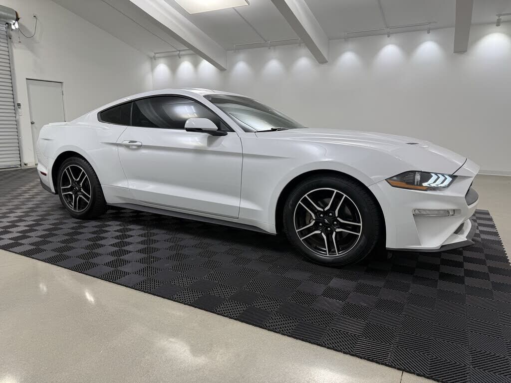 2018 FORD Mustang