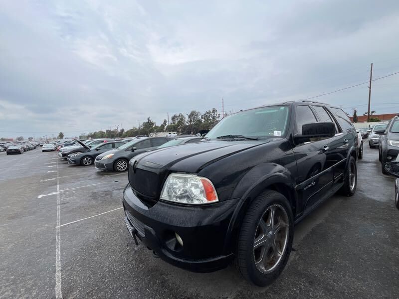 Lincoln Navigator