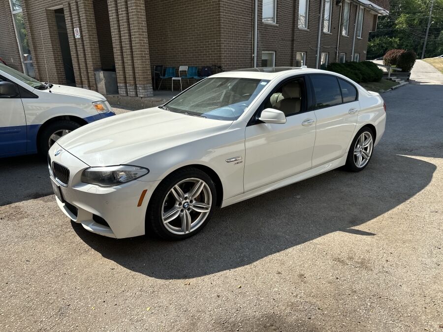 BMW 535i