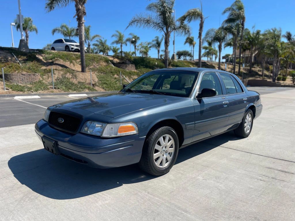 Ford Crown Victoria