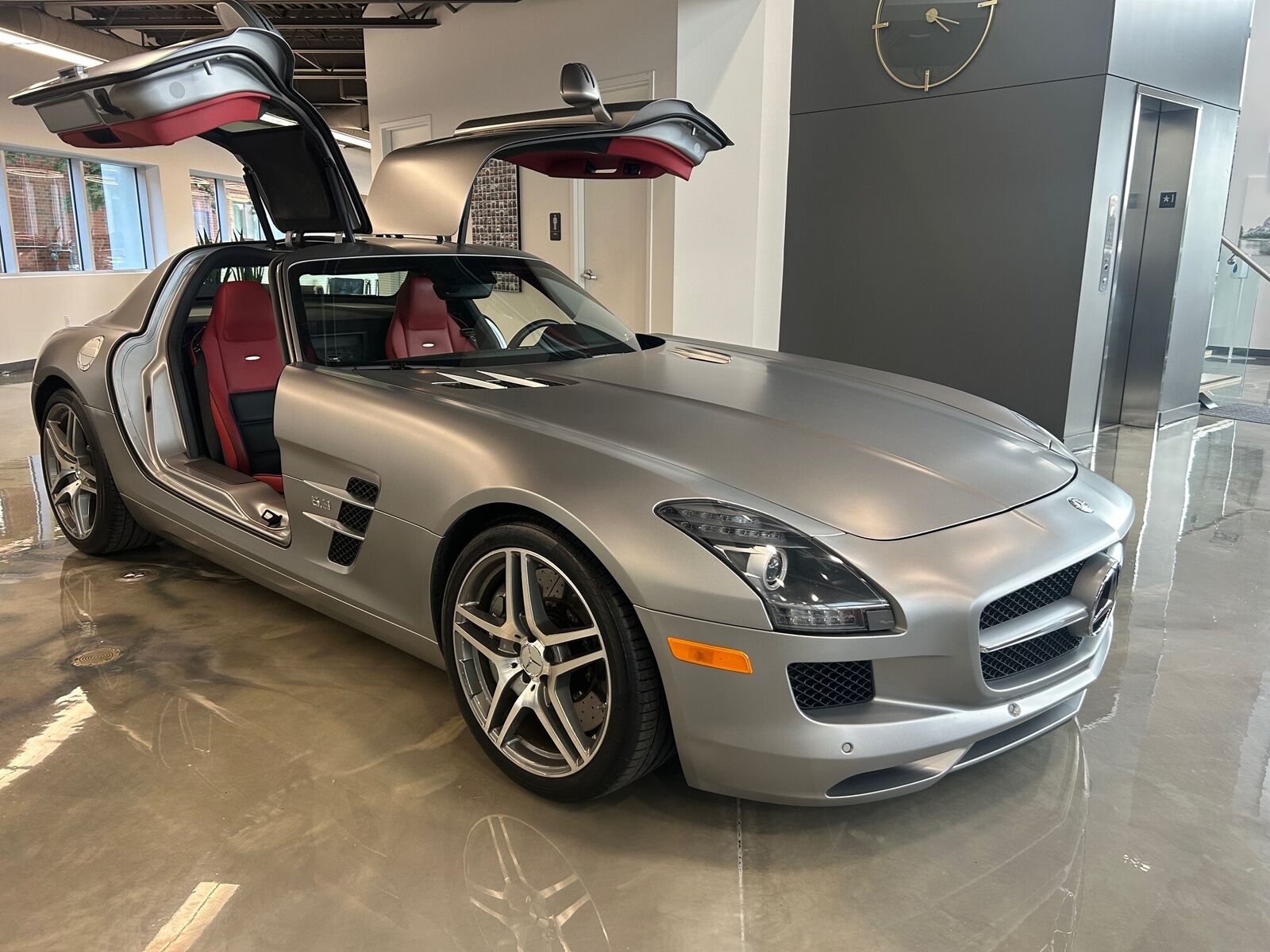 2011 Mercedes-Benz SLS-Class
