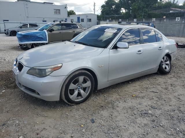 BMW 530i
