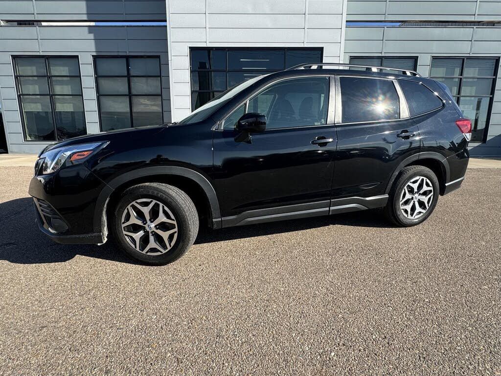 2023 SUBARU Forester