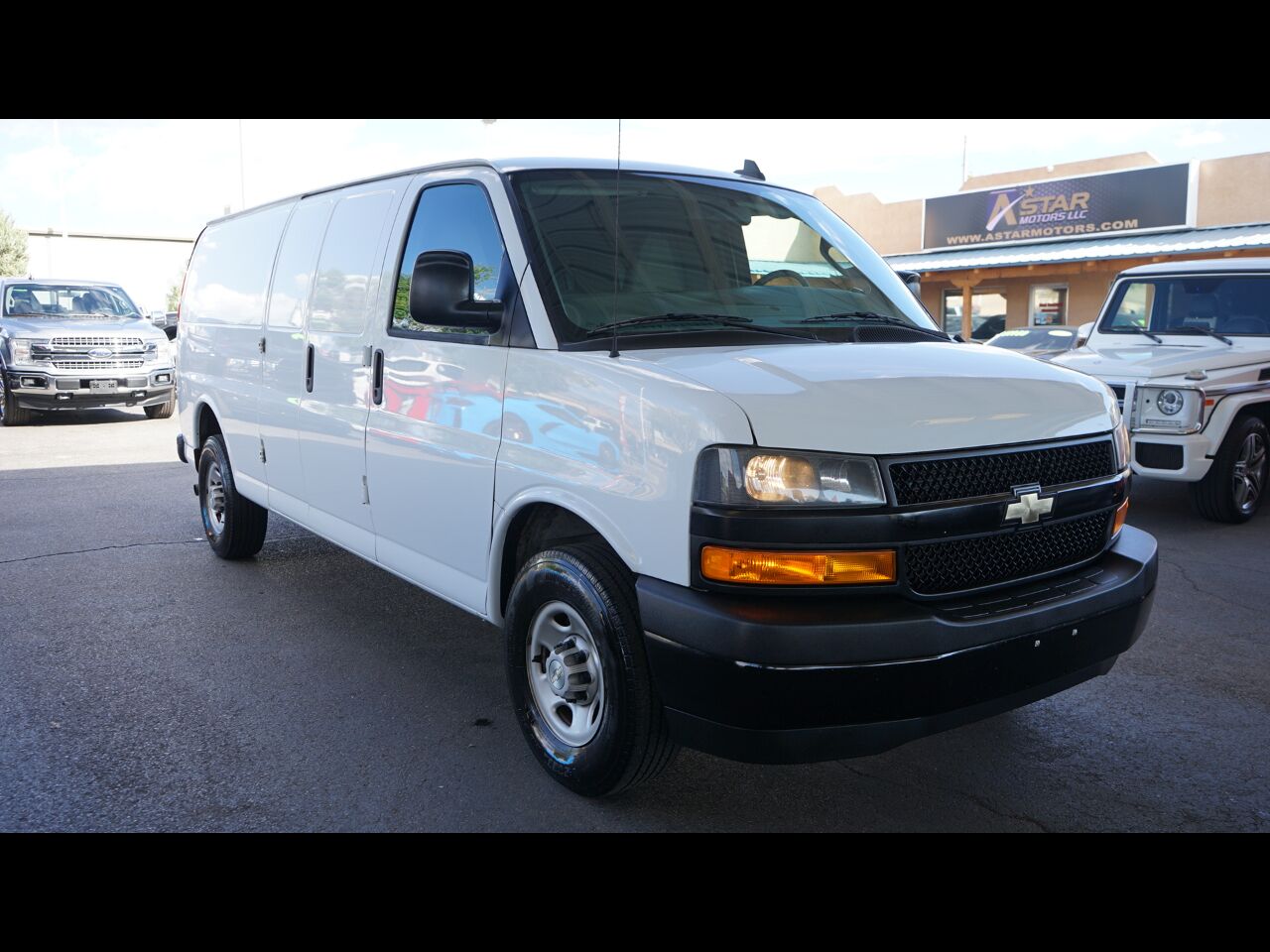 2021 CHEVROLET Express