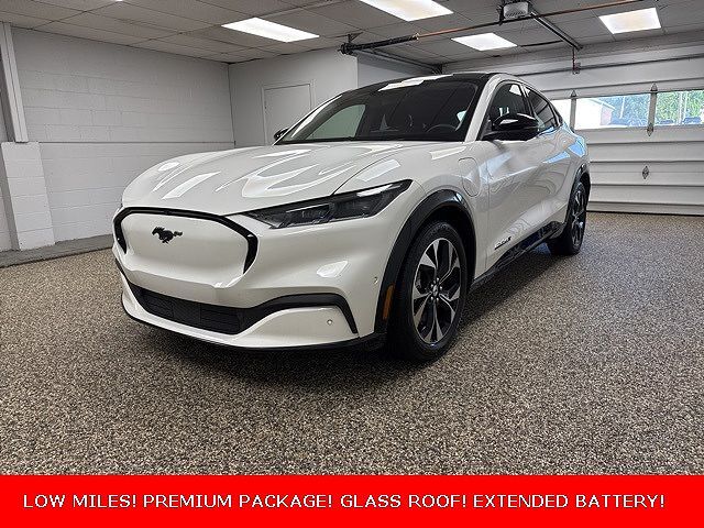 2021 FORD Mach-E