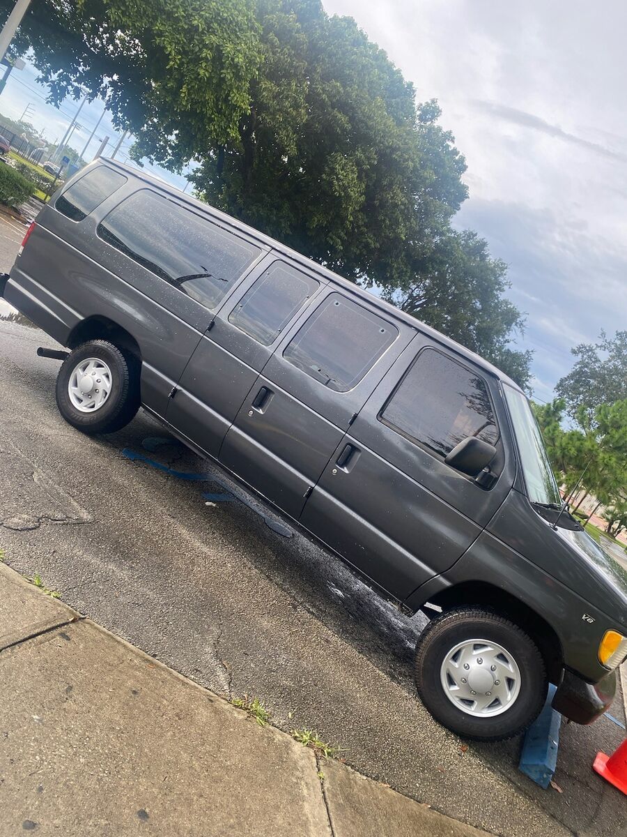Ford E-350