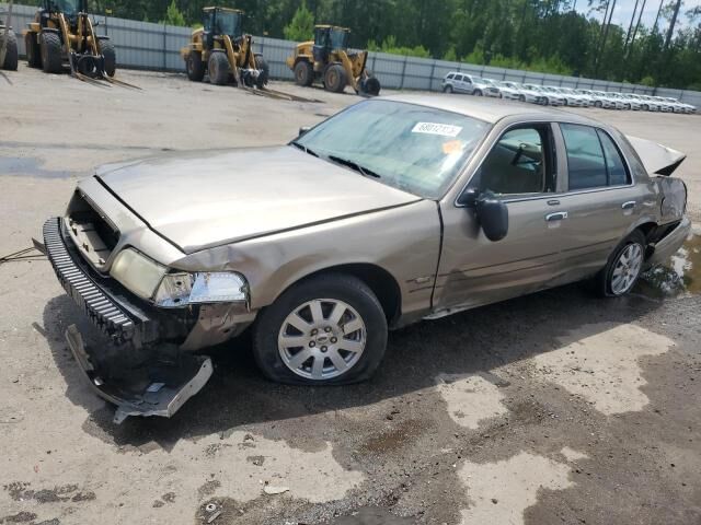 Ford Crown Victoria