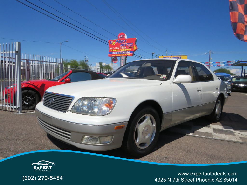 Lexus LS