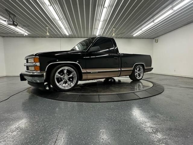 Chevrolet GMT-400