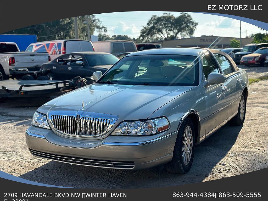 Lincoln Town Car