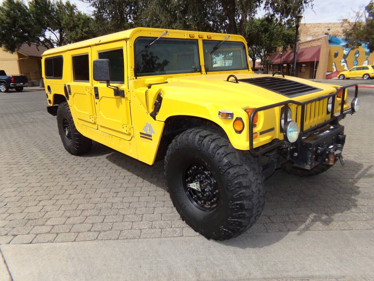 HUMMER H1