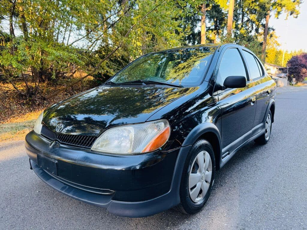 Toyota Echo