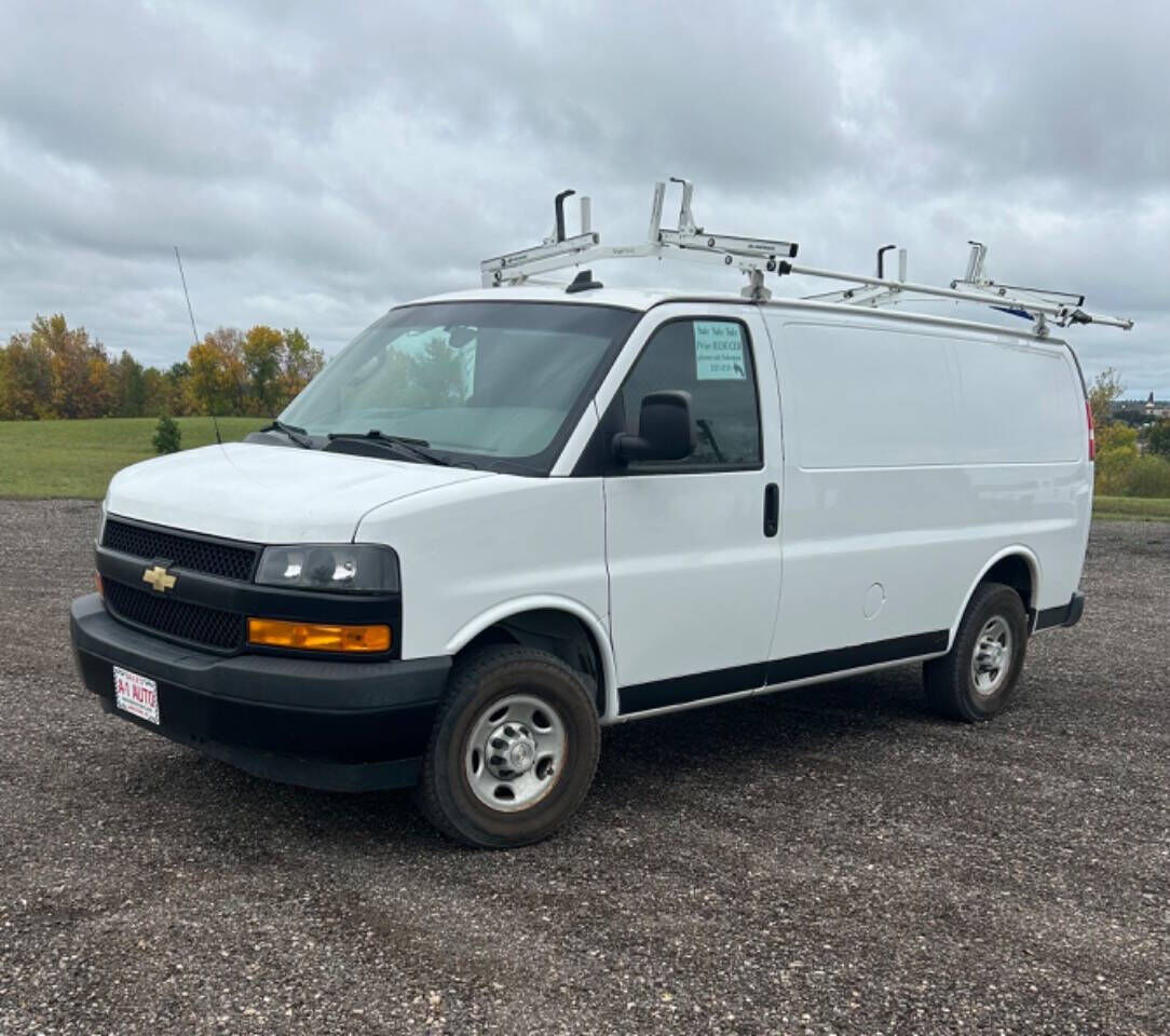 2020 CHEVROLET Express