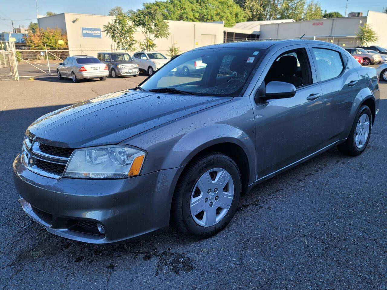 2013 DODGE Avenger