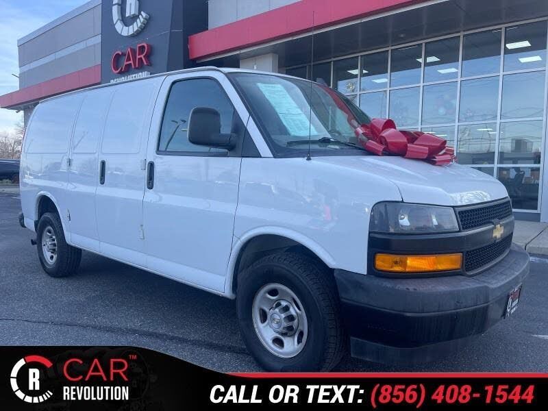 2020 CHEVROLET Express