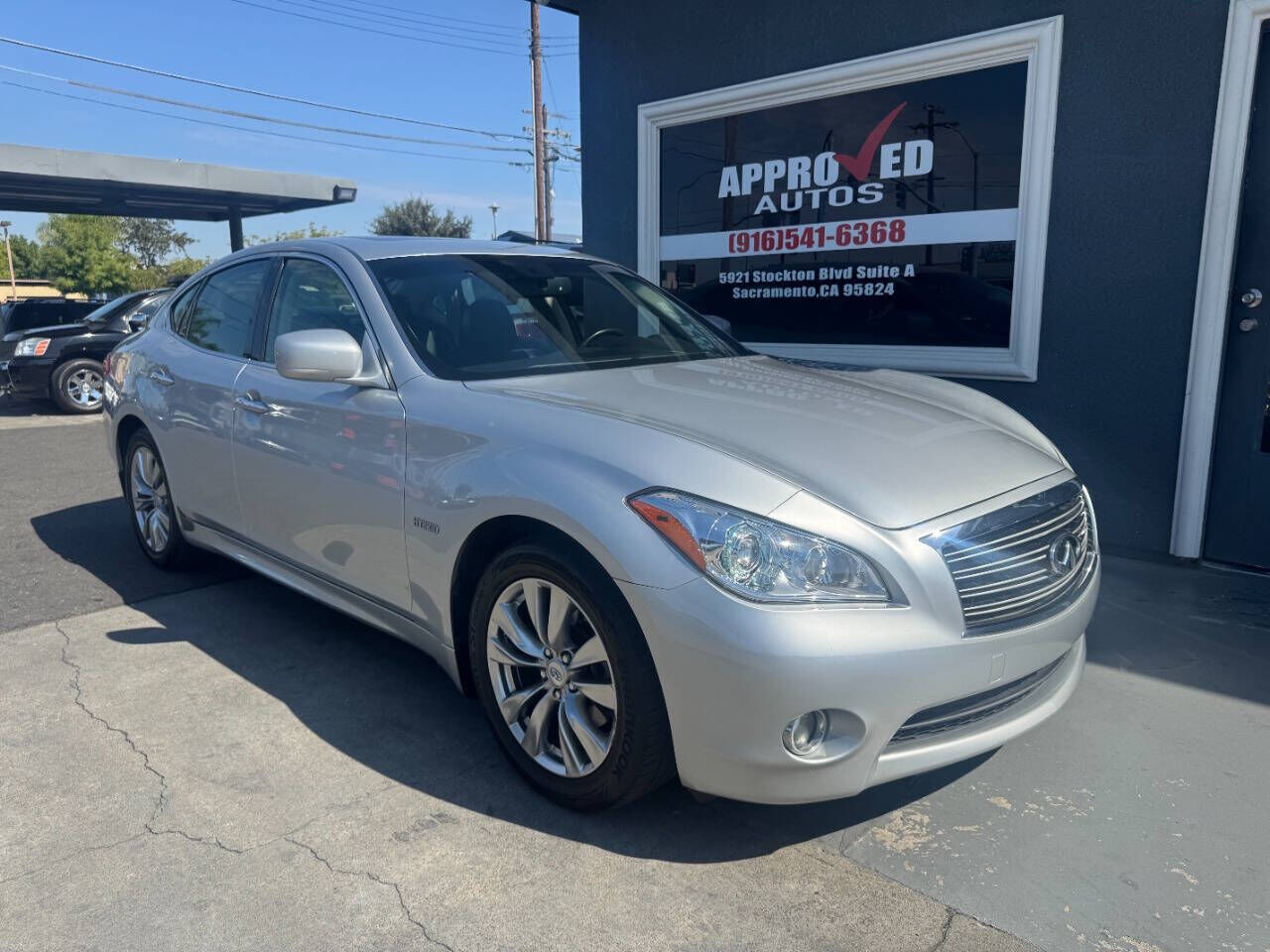 Infiniti M35h