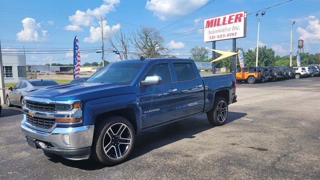 2018 CHEVROLET Silverado