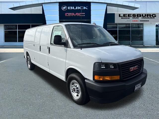 2025 GMC Savana