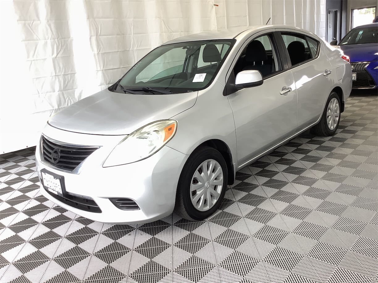 Nissan Versa