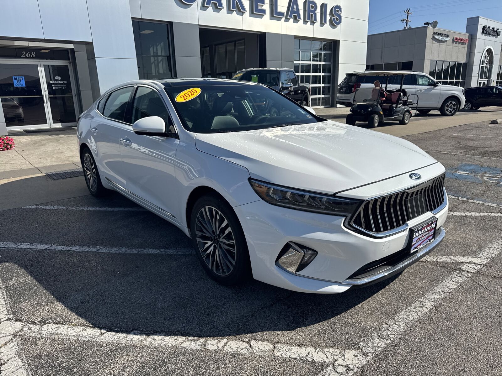 2020 KIA Cadenza