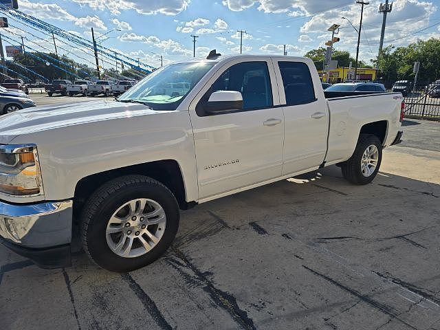 2017 CHEVROLET Silverado