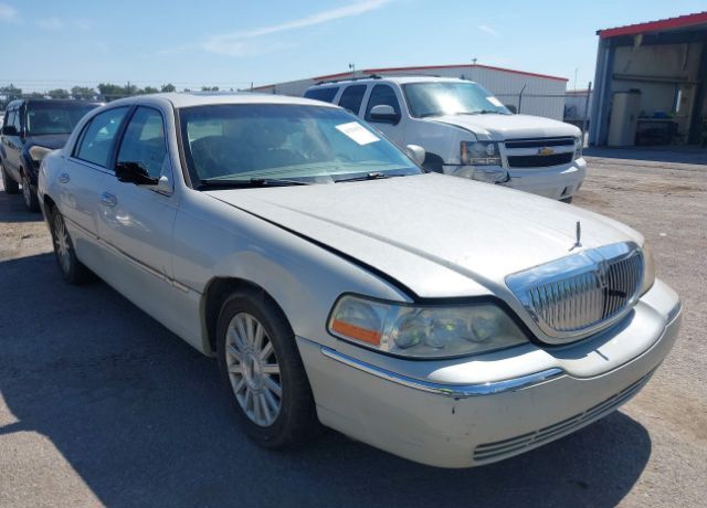 Lincoln Town Car