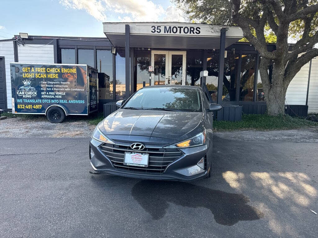 2020 HYUNDAI Elantra