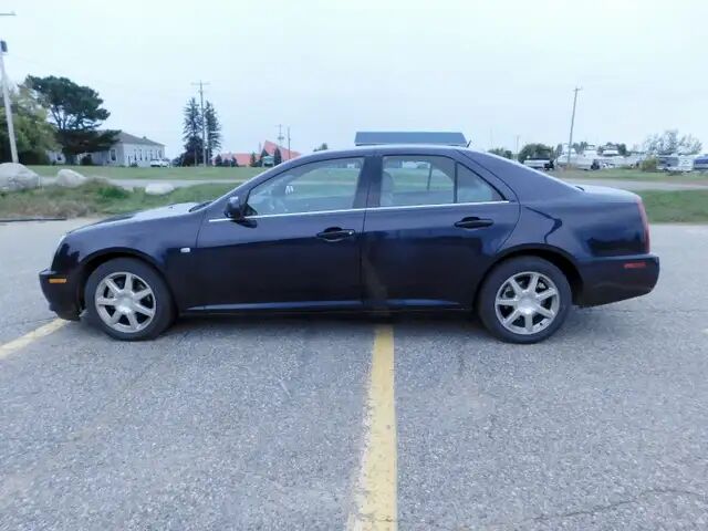 Cadillac STS