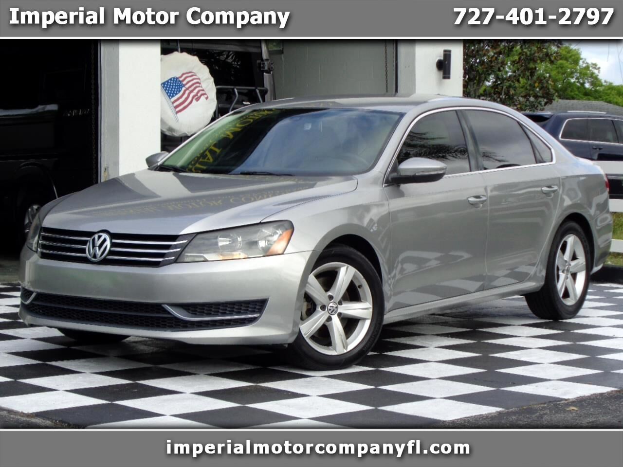 2012 VOLKSWAGEN Passat
