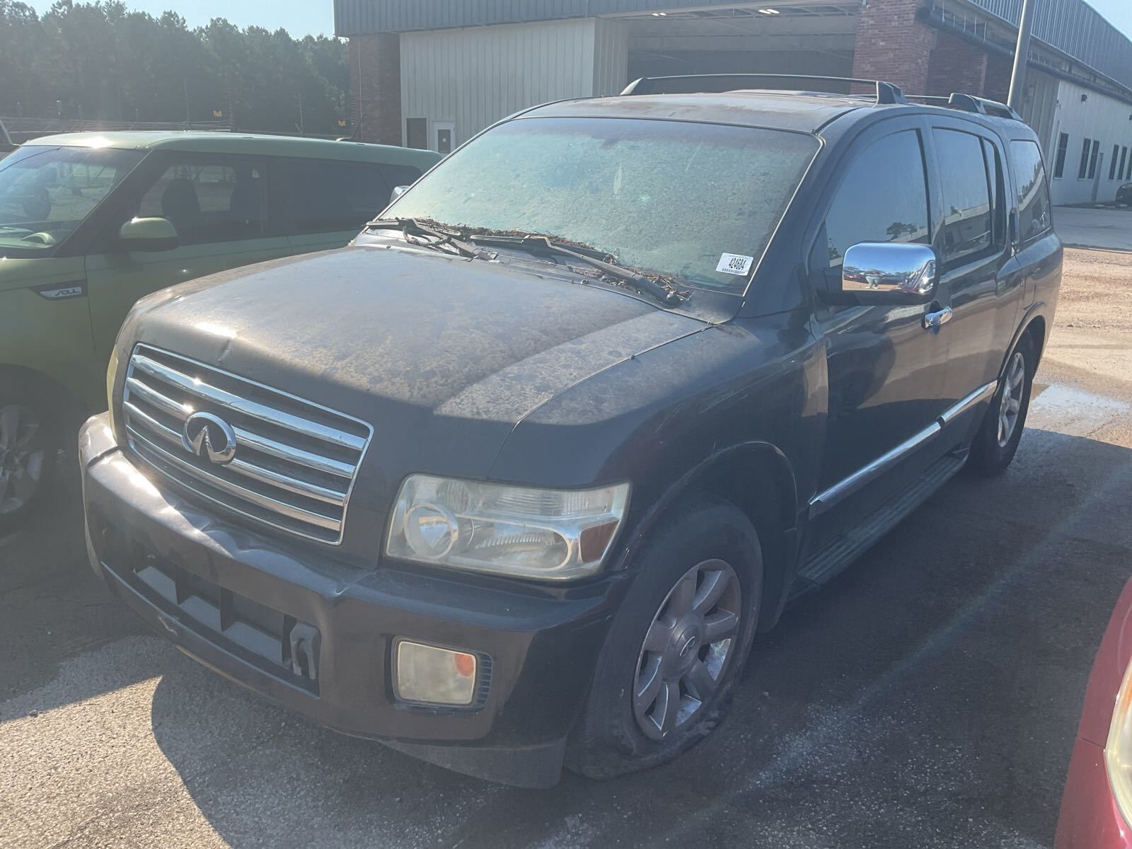 Infiniti QX56