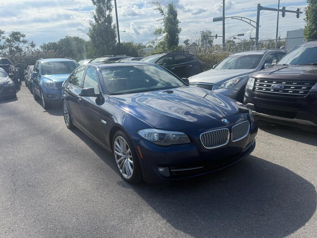 BMW 550i