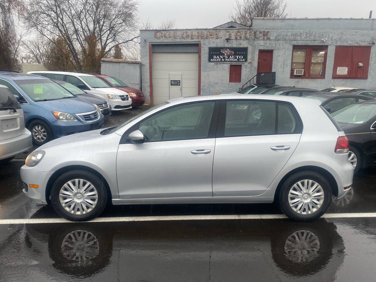 2012 VOLKSWAGEN Golf