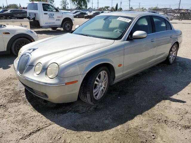 Jaguar S-Type