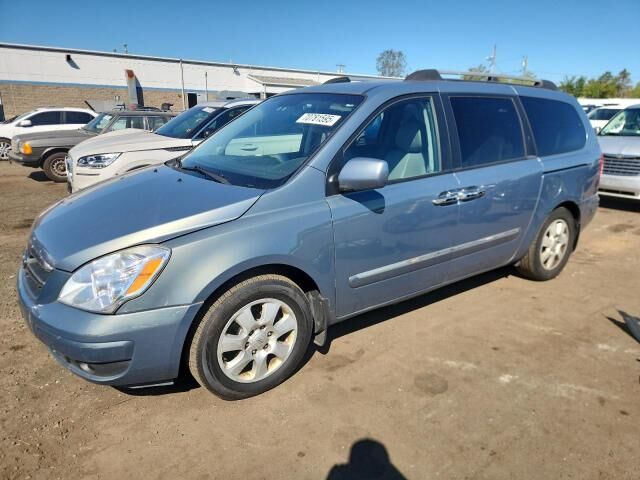 Hyundai Entourage