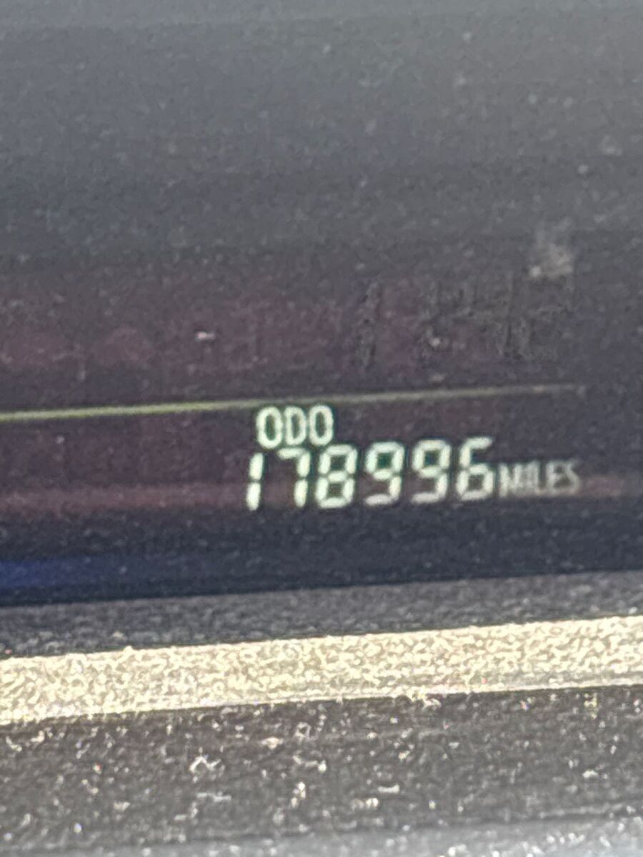 Toyota Prius V