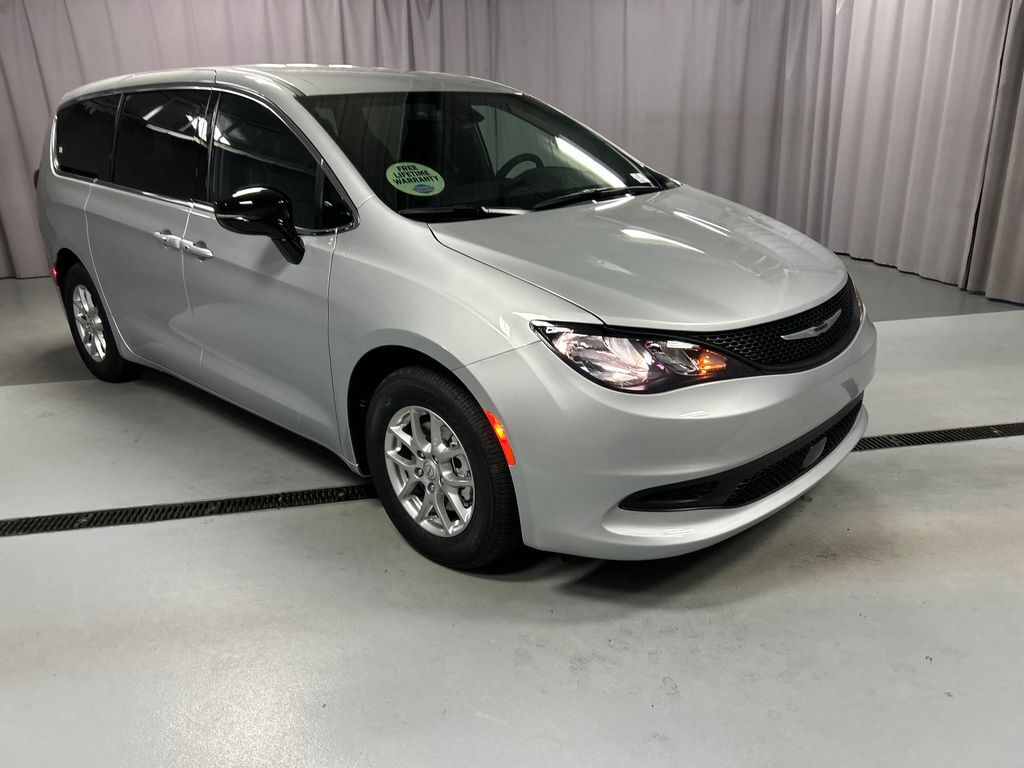 2026 CHRYSLER Voyager
