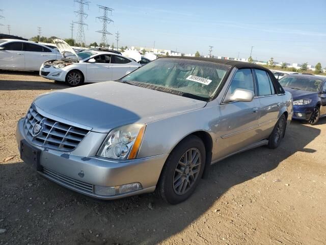 Cadillac DTS