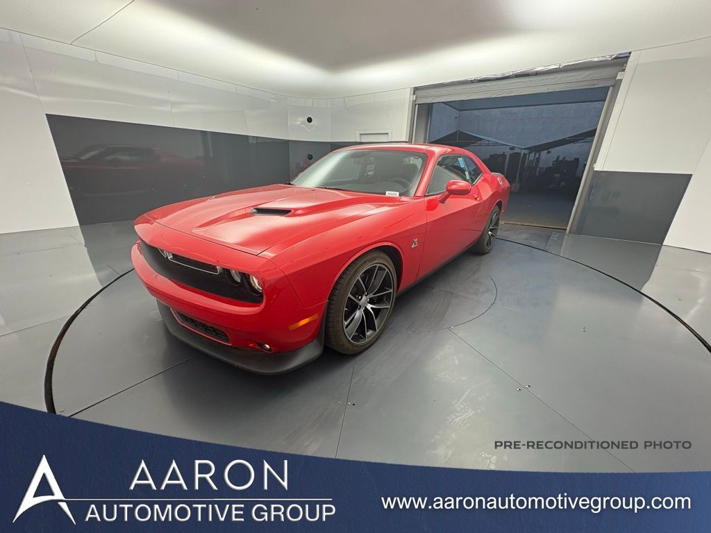 Dodge Challenger