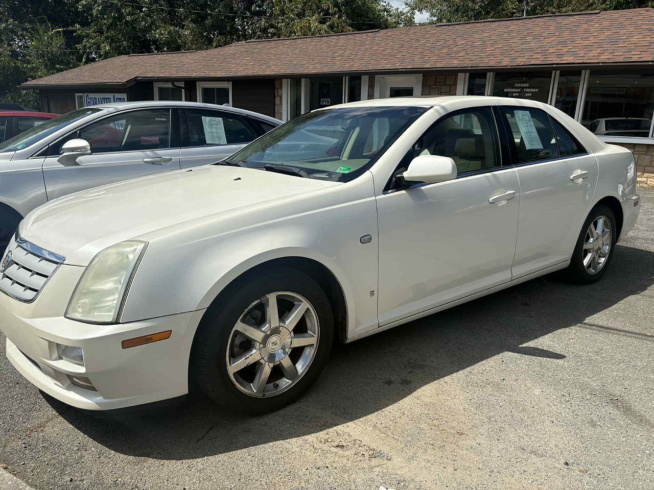 Cadillac STS