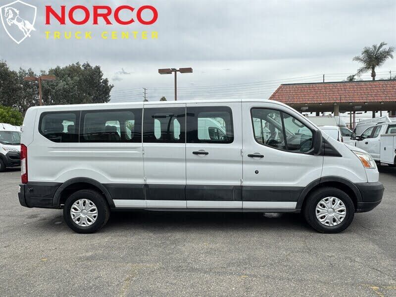 2015 FORD Transit