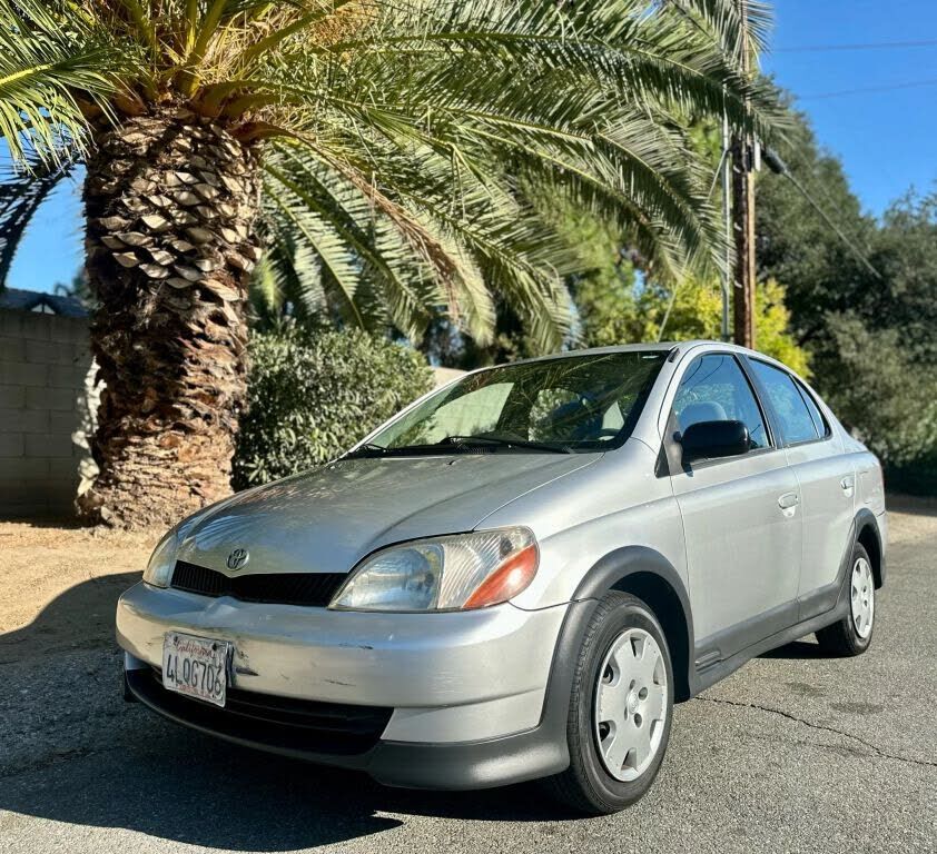 Toyota Echo