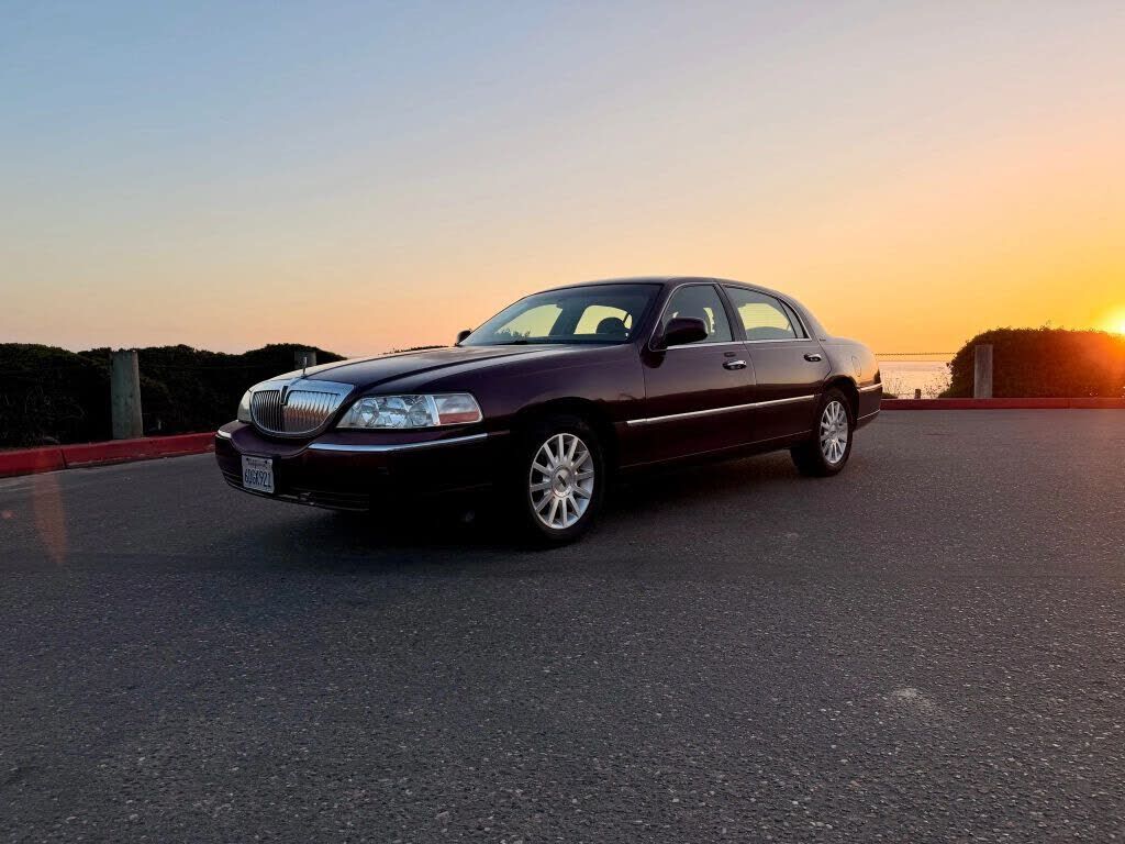 Lincoln Town Car