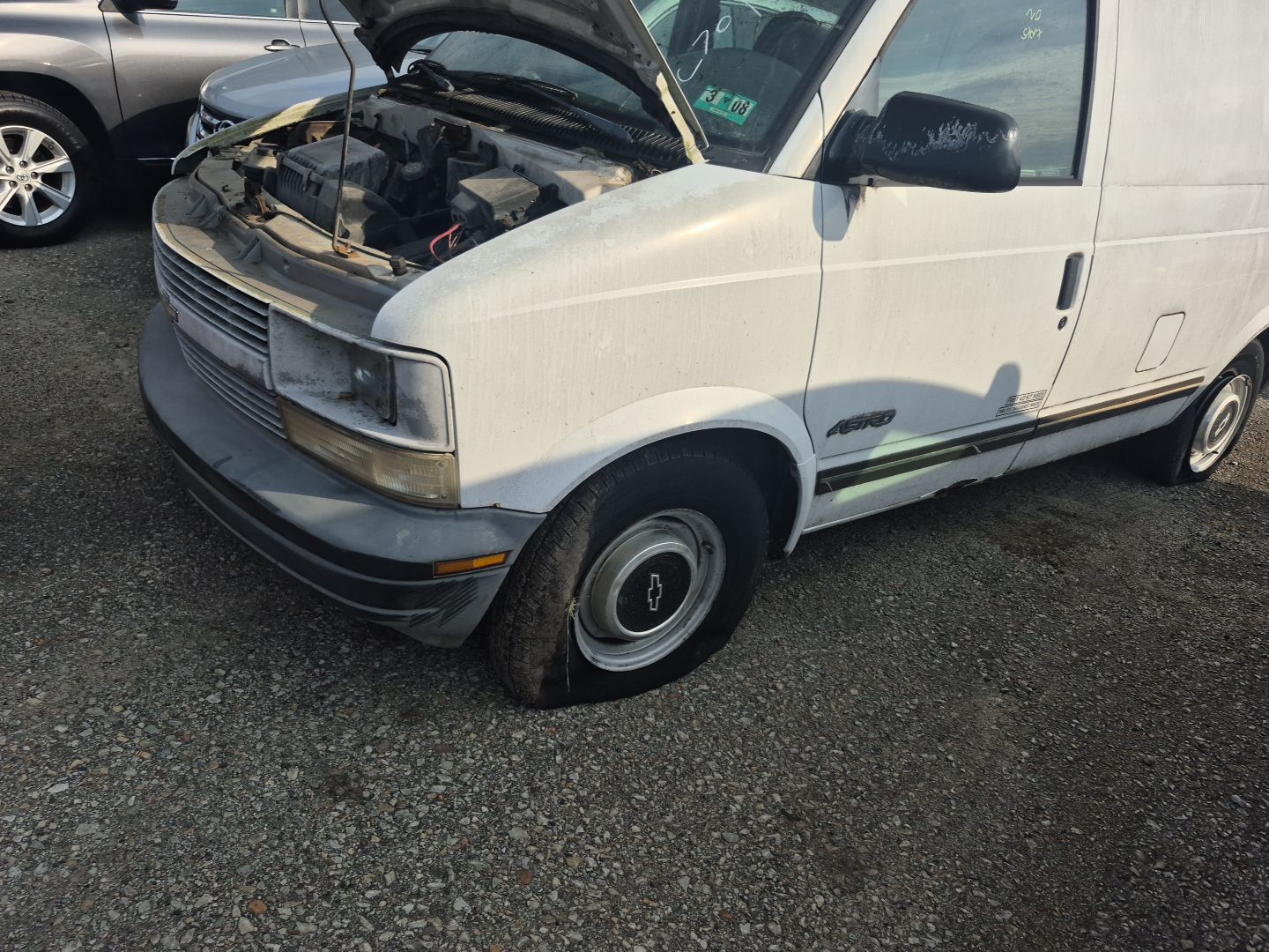 Chevrolet Astro Van