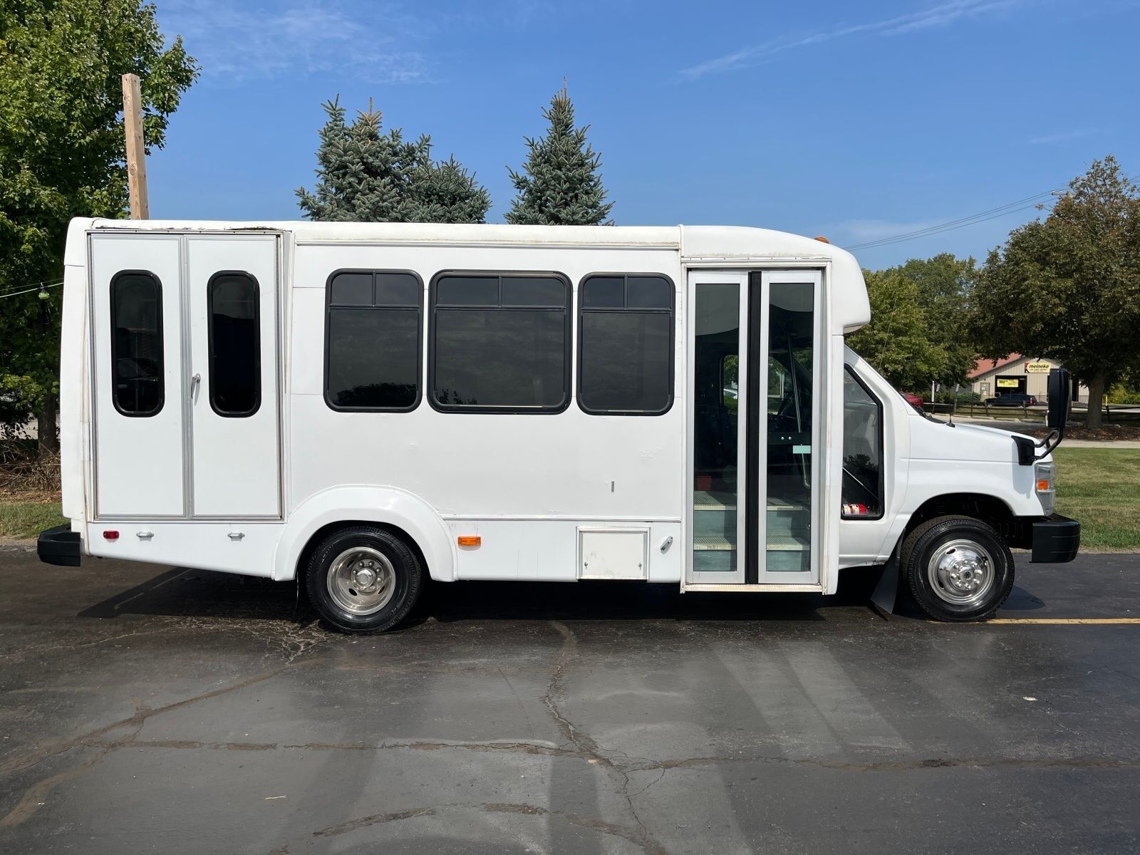 Ford E-450